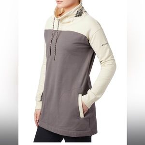 Columbia Lodge Tunic. NWOT